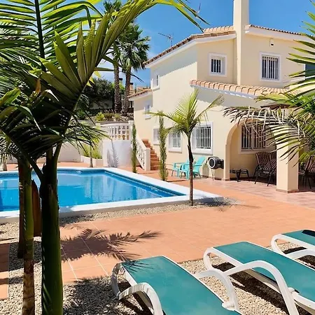 Casa Angela, * Gata de Gorgos